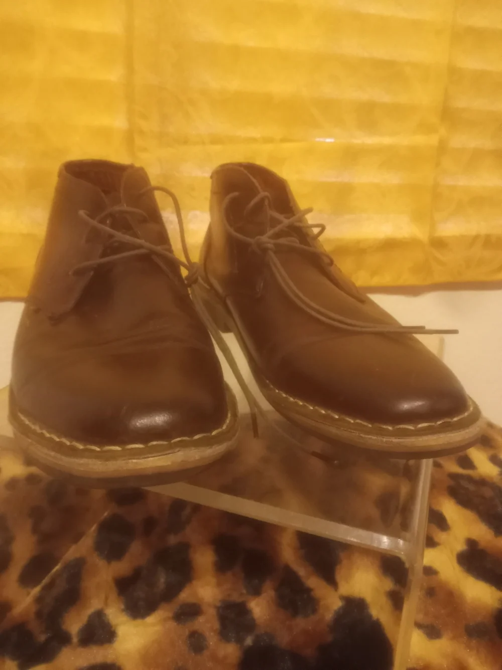 Steve Madden Brown Leather Chukka Boots